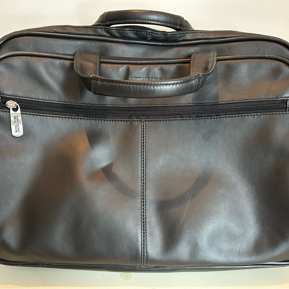 Kenneth Cole Reaction Leather Briefcasese Black